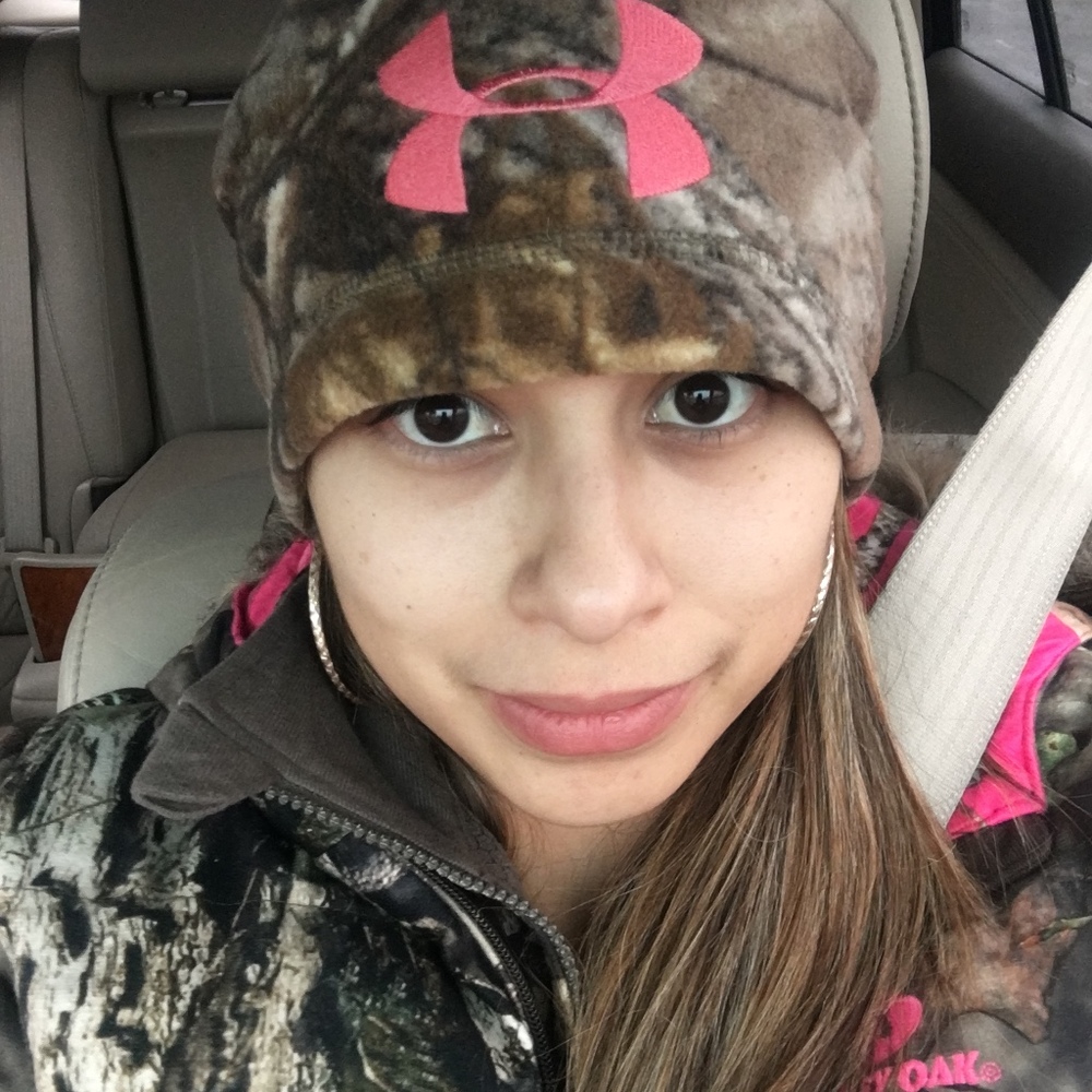 Meet your Posher, Sylvia